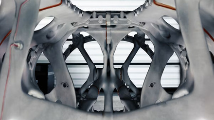 Saab-image-of-first software-defined-aircraft-fuselage-with-divergent-technologies.jpg