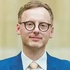 Dr Patryk Pawlak