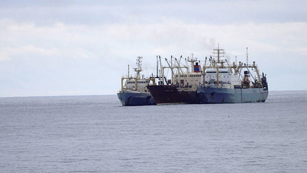 Russian-fishing-fleet-1168x440px.jpg
