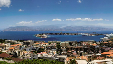 Messina-Strait-wikimedia-commons-1168x440.jpg 1