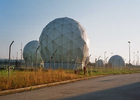 Radomes-of-Bad-Aibling-Station-1080x720px.jpg