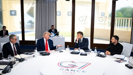 1280px-President_Donald_J._Trump_attends_G7_w_Elias Forneris (1).jpg