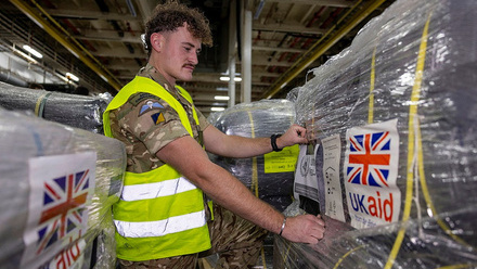 RFA-Lyme-Bay-delivers-aid-to-gaza-crown-copyright-2024_1080x721px.jpg