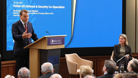 His-Excellency-Rados%C5%82aw-Sikorski-gives-address-at-rusi_1080x720px.jpg