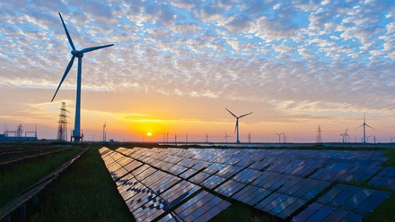 wind-turbines-and-solar_1080x717px.jpg