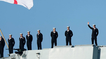 royal-navy-ship-waving-1168x440px.jpg