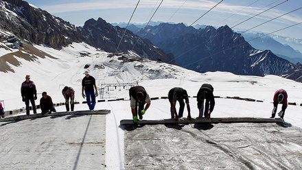 workers-cover-glacier-1168x440px.jpg