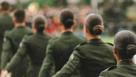 marching-women-soldiers-1168x440px.jpg